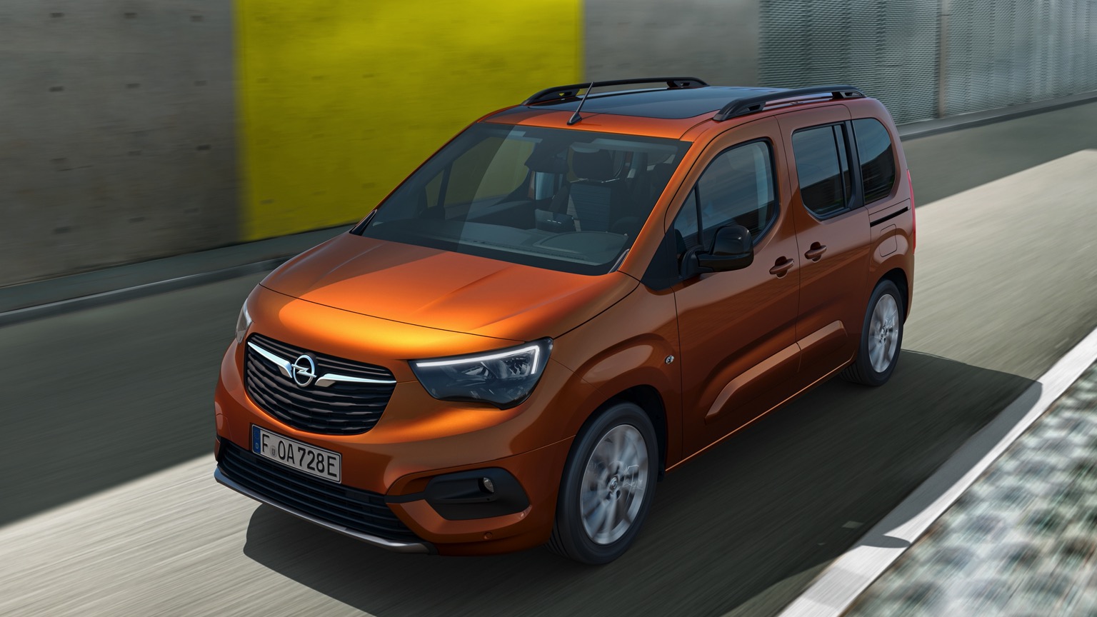 Opel_Combo-e_Life-1