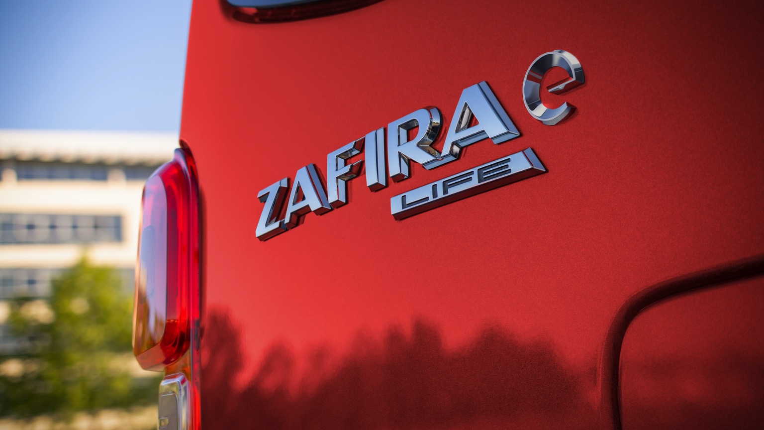 Opel_Zafira-e_Life-5