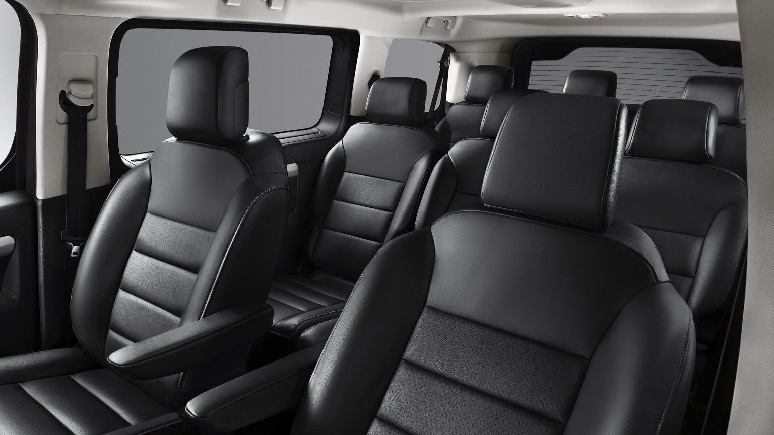 Opel_Zafira-e_Life-9