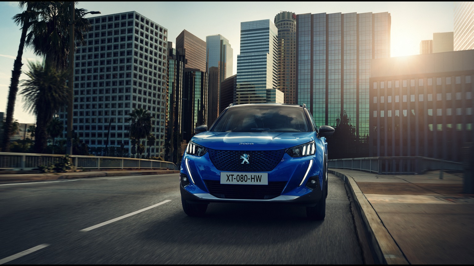 Peugeot_e-2008_SUV-3
