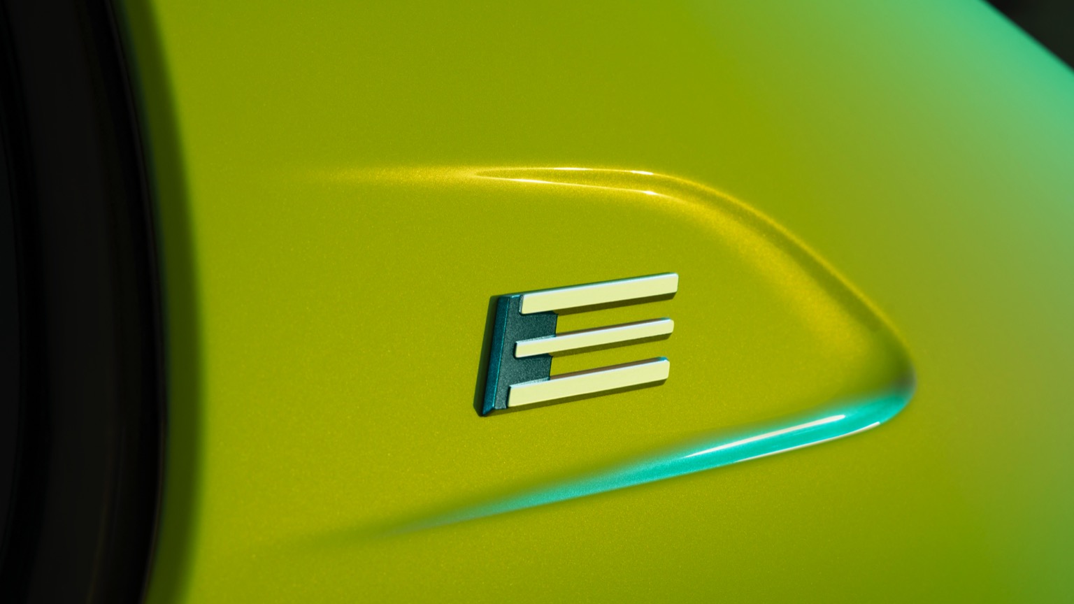 Peugeot_e-208_2024-29