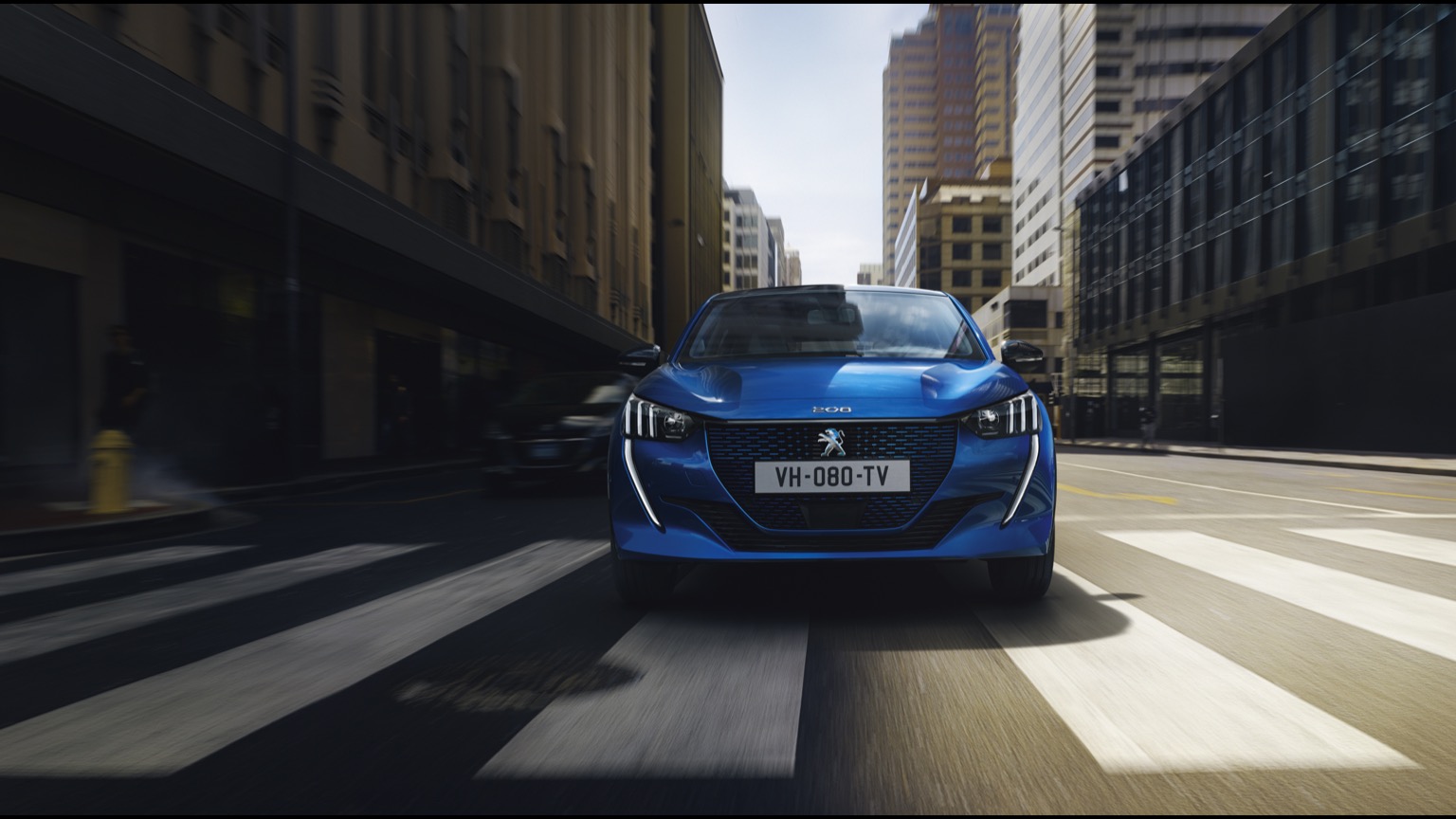 Peugeot_e-208_GT-6