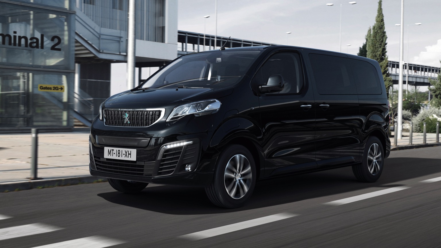 Peugeot_e-Traveller-1