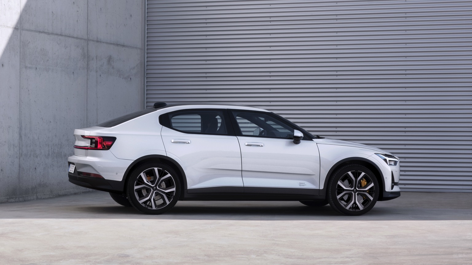 Polestar_2-3