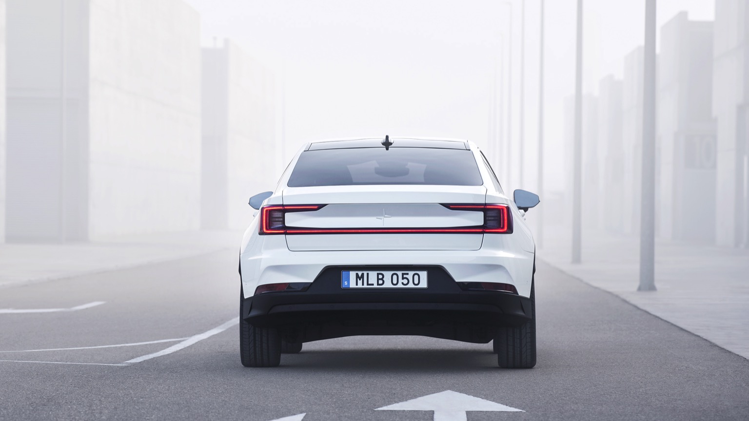 Polestar_2-4