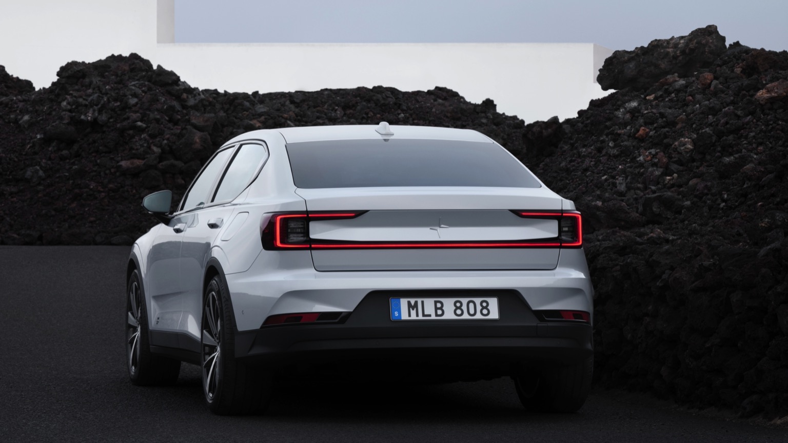 Polestar_2_2022-2