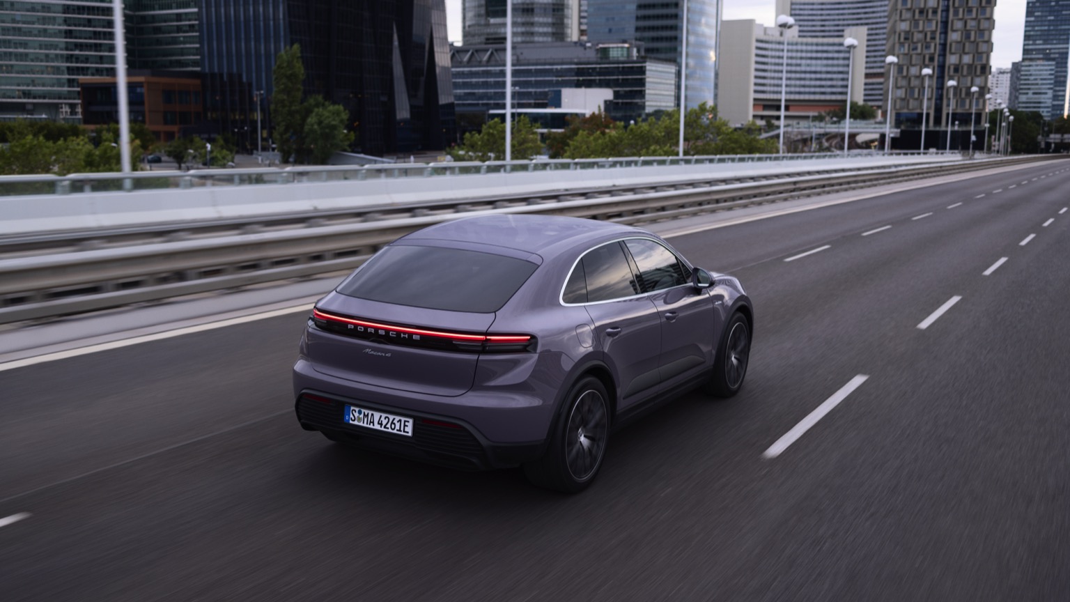 Porsche_Macan_4_2024-2
