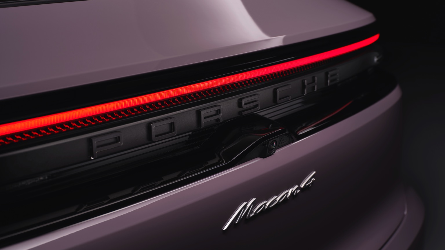 Porsche_Macan_4_2024-33