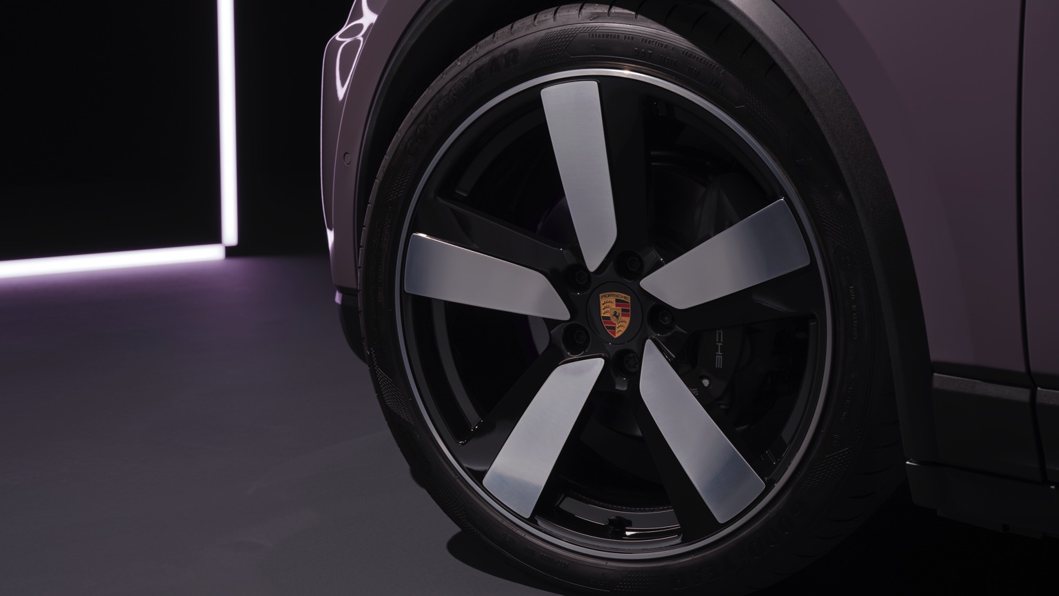Porsche_Macan_4_2024-39