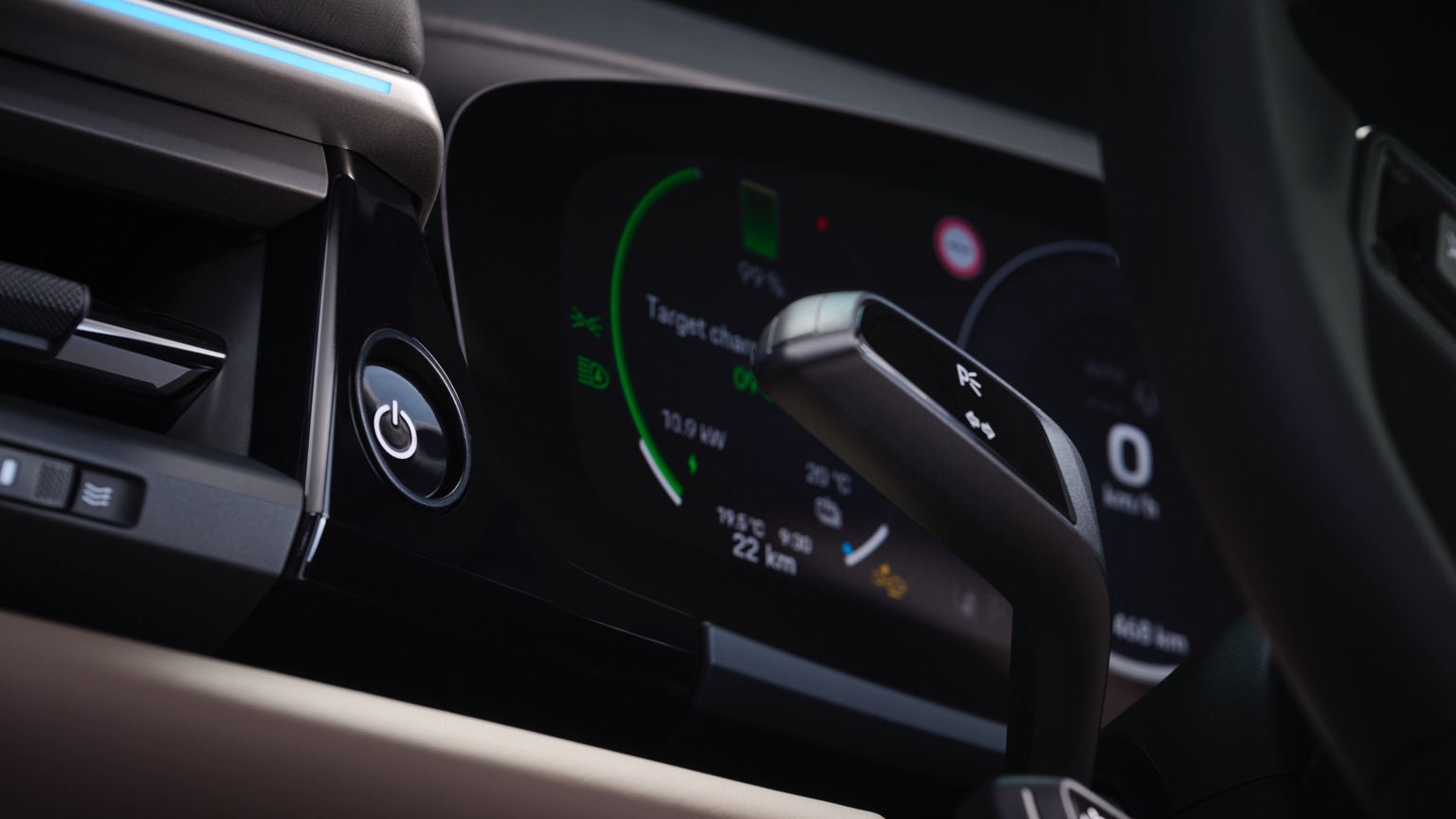 Porsche_Macan_Turbo_2024-27