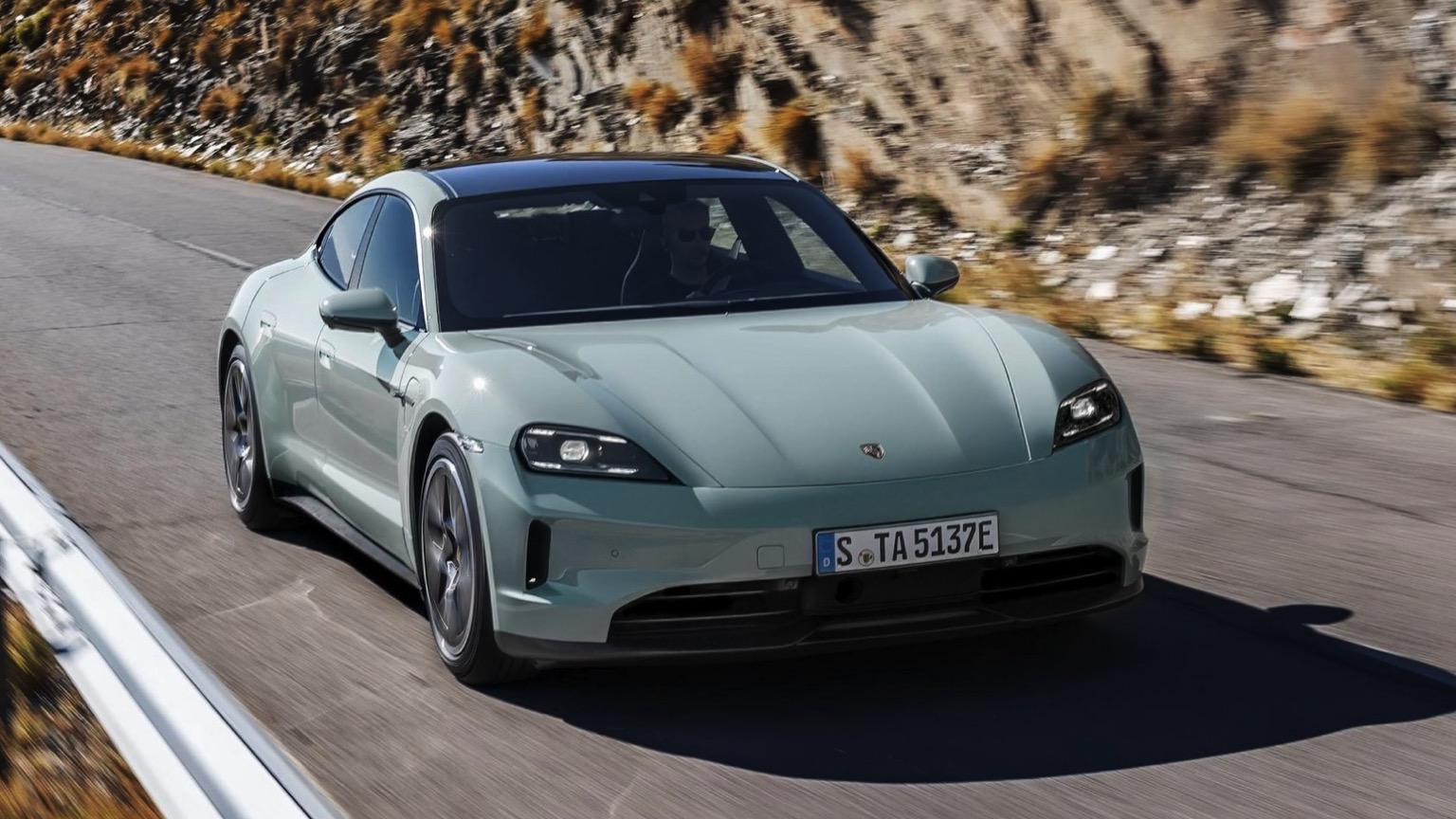 Porsche_Taycan_2024-1