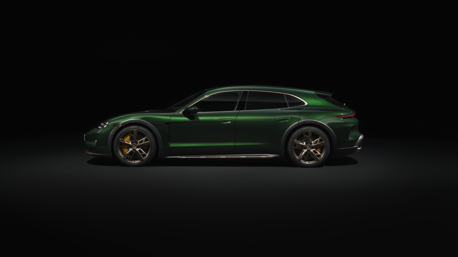 Porsche_Taycan_Cross_Turismo_2024-15