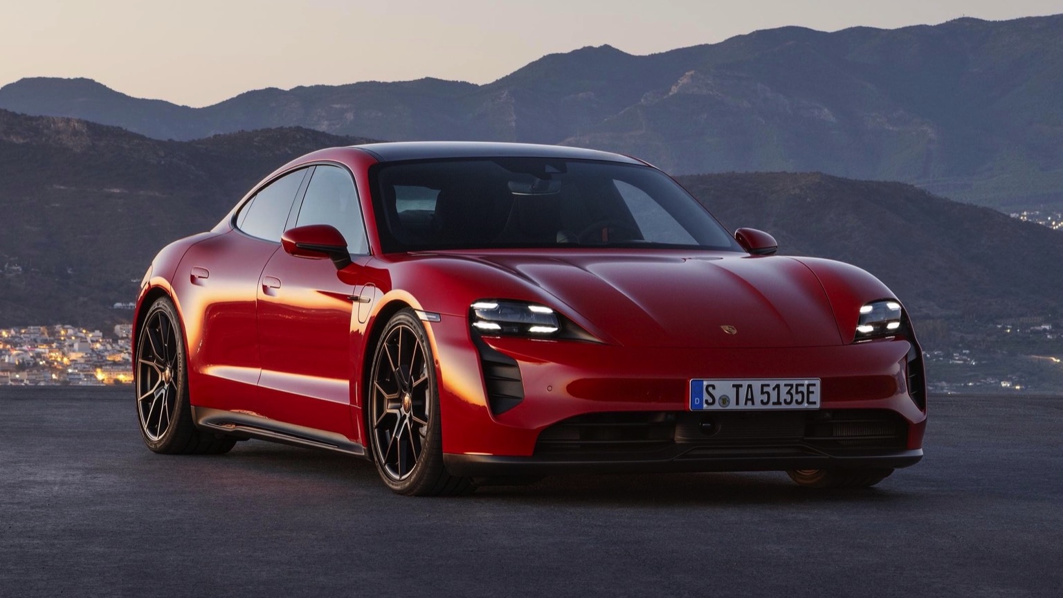 Porsche_Taycan_GTS-1