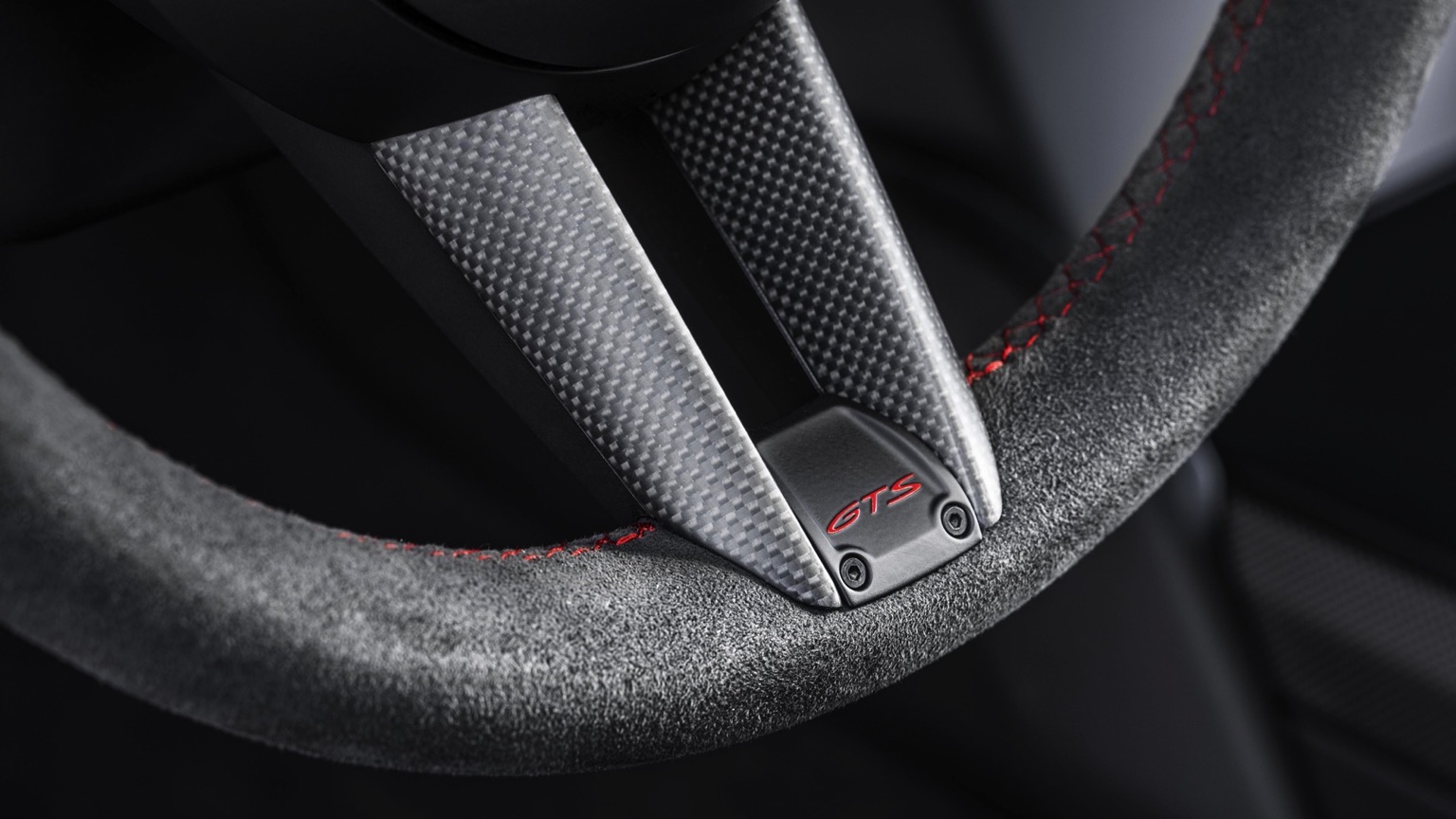 Porsche_Taycan_GTS-17