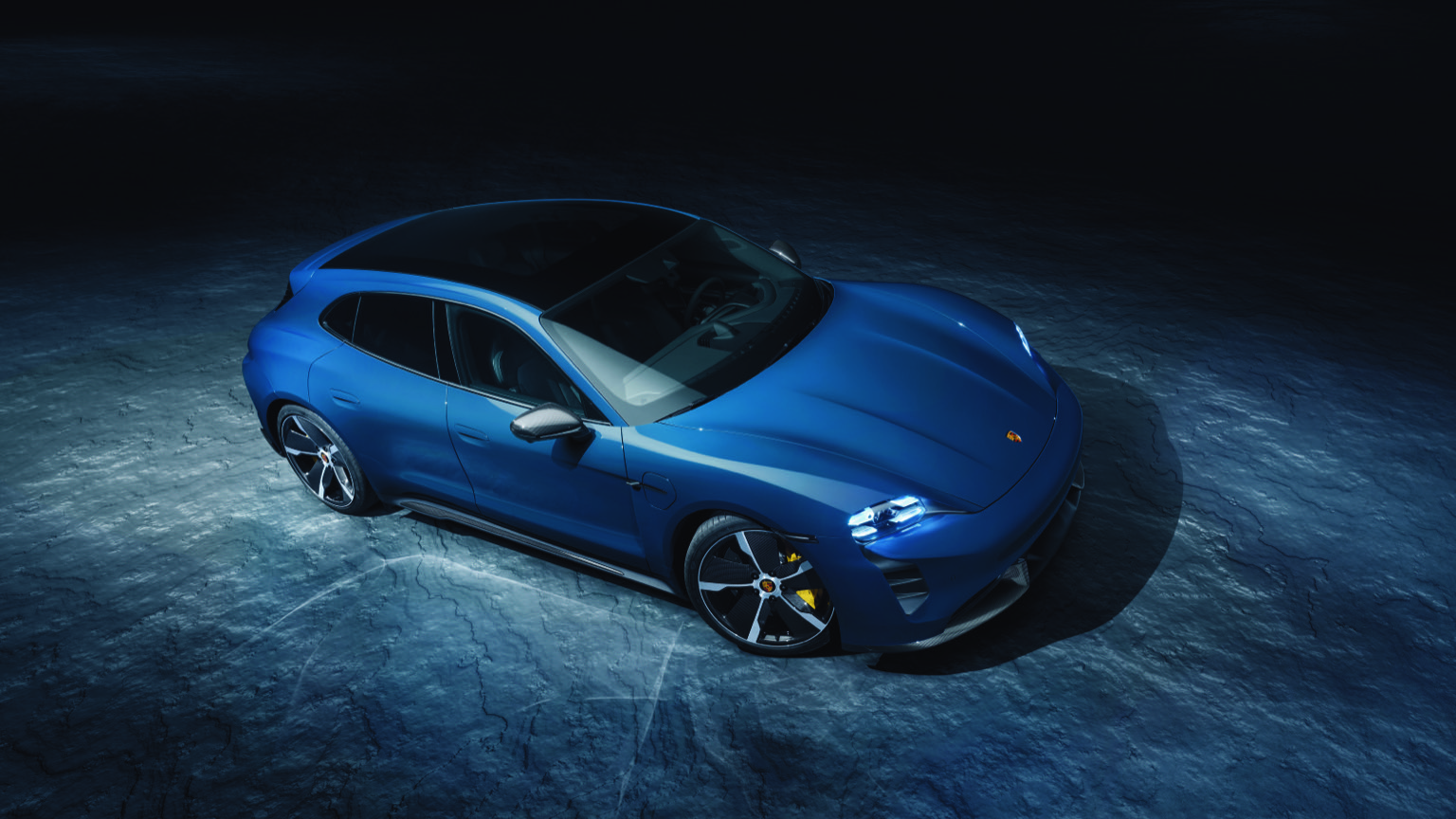 Porsche_Taycan_Sport_Turismo-2