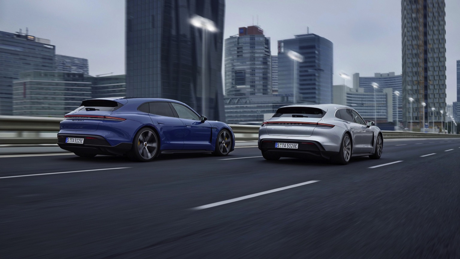 Porsche_Taycan_Sport_Turismo-4