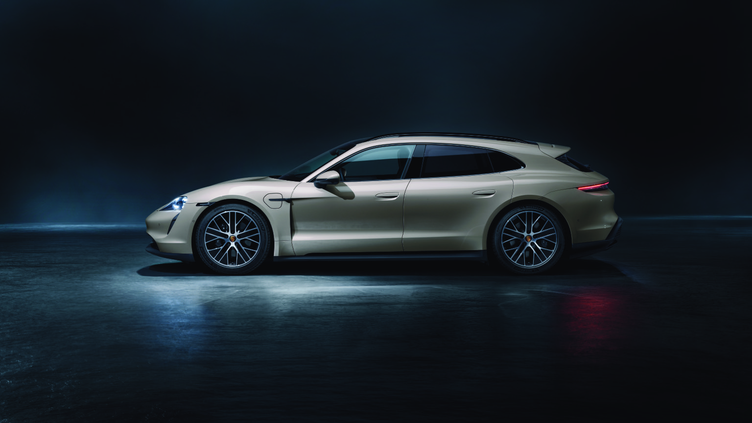 Porsche_Taycan_Sport_Turismo-8