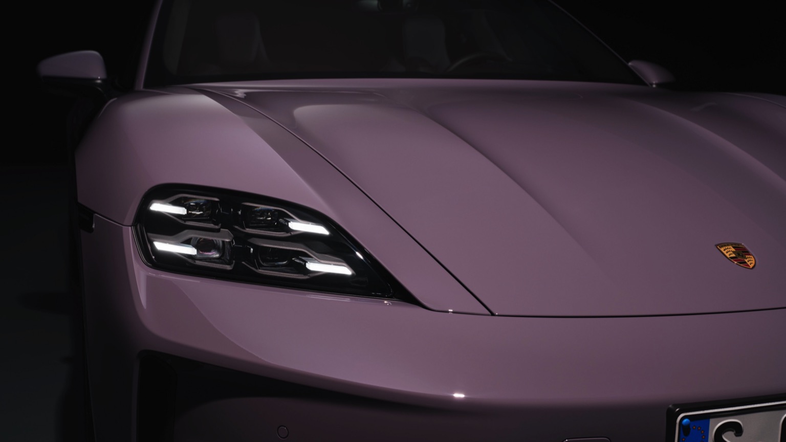 Porsche_Taycan_Sport_Turismo_2024-27