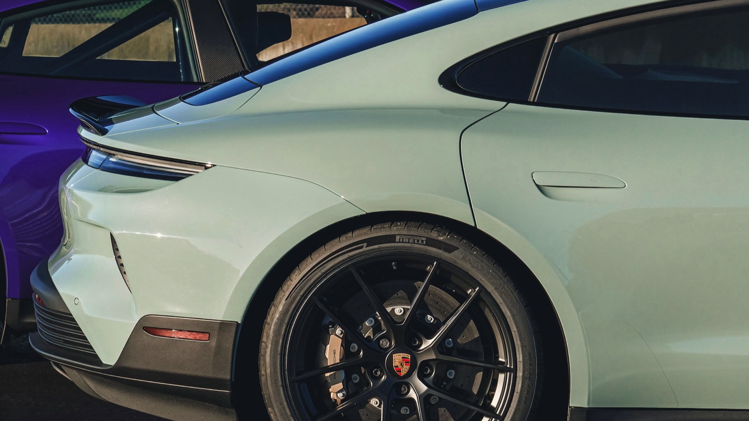 Porsche_Taycan_Turbo_GT_2024-3