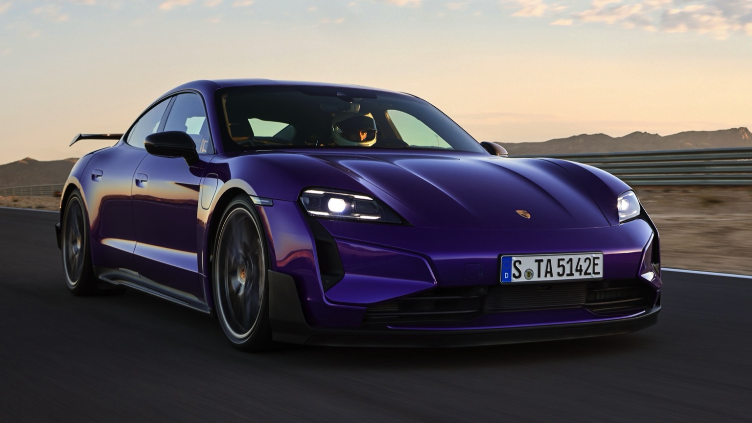 Porsche_Taycan_Turbo_GT_Weissach_2024-2