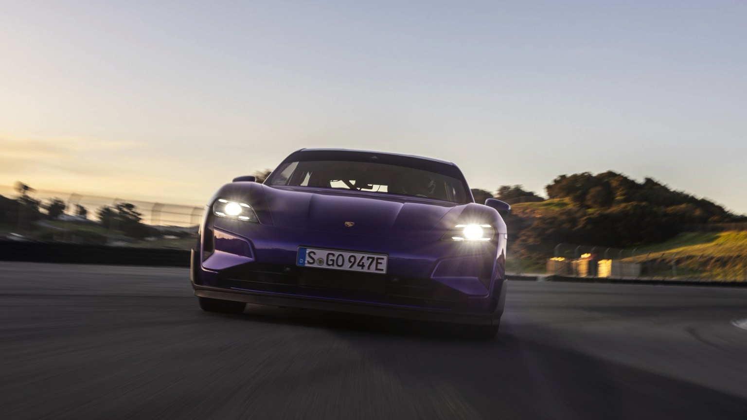 Porsche_Taycan_Turbo_GT_Weissach_2024-3