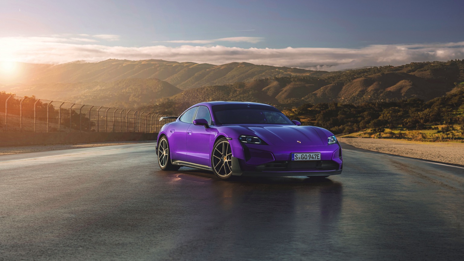 Porsche_Taycan_Turbo_GT_Weissach_2024-4