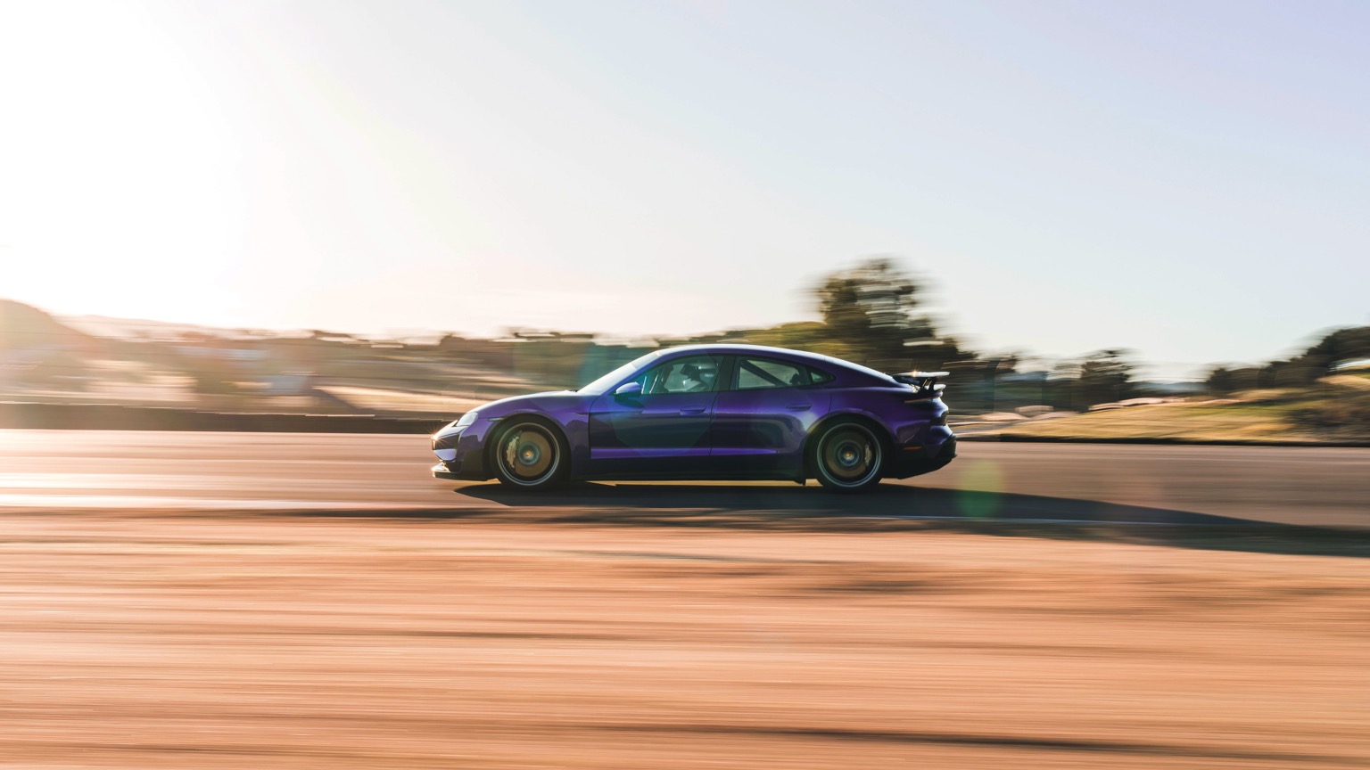 Porsche_Taycan_Turbo_GT_Weissach_2024-6