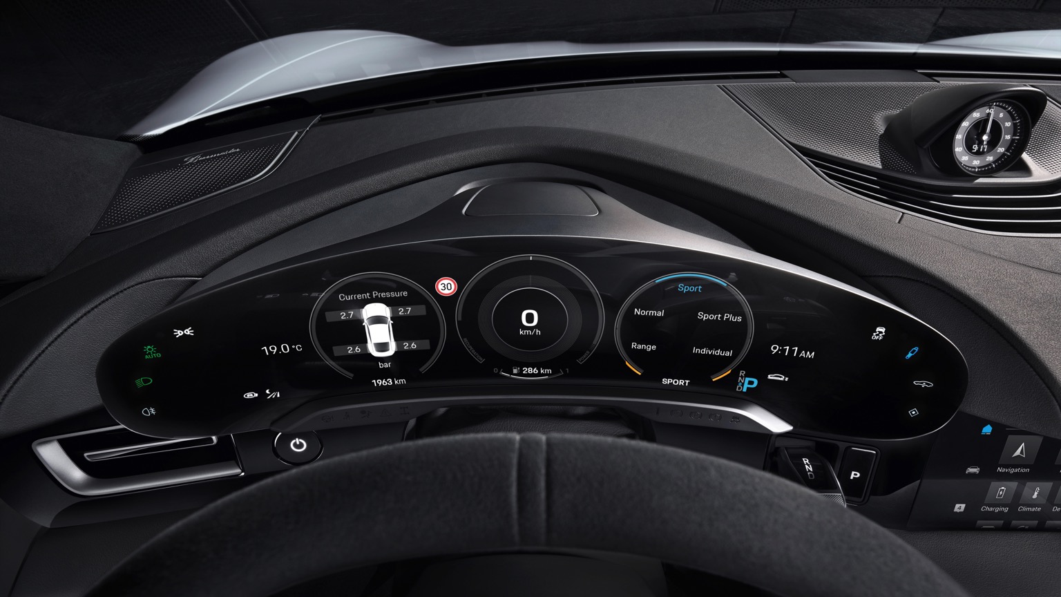 Porsche_Taycan_Turbo_S-18
