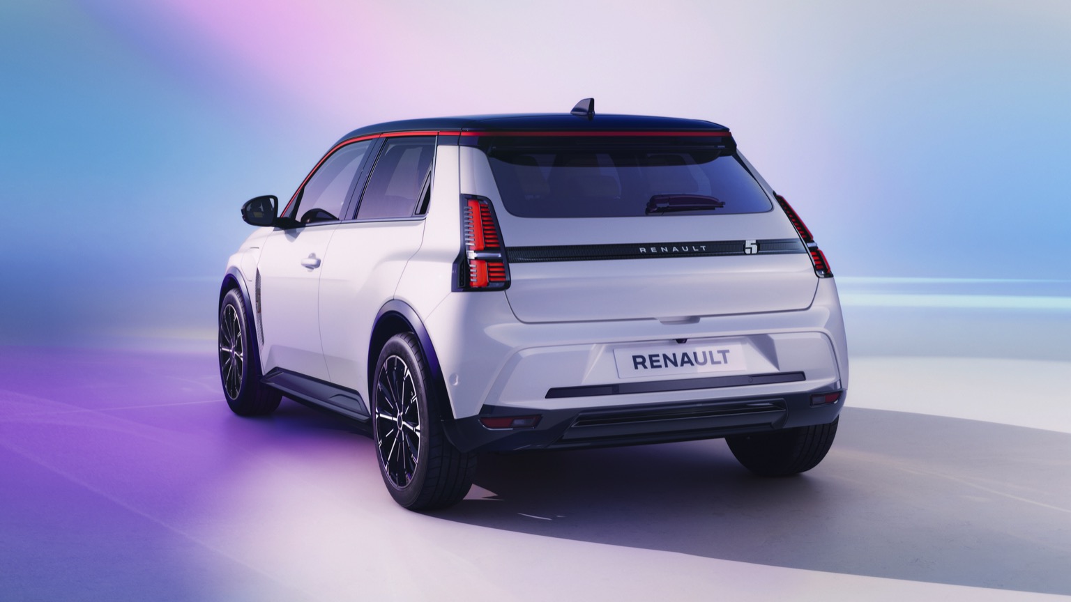 Renault_5_ETech-15