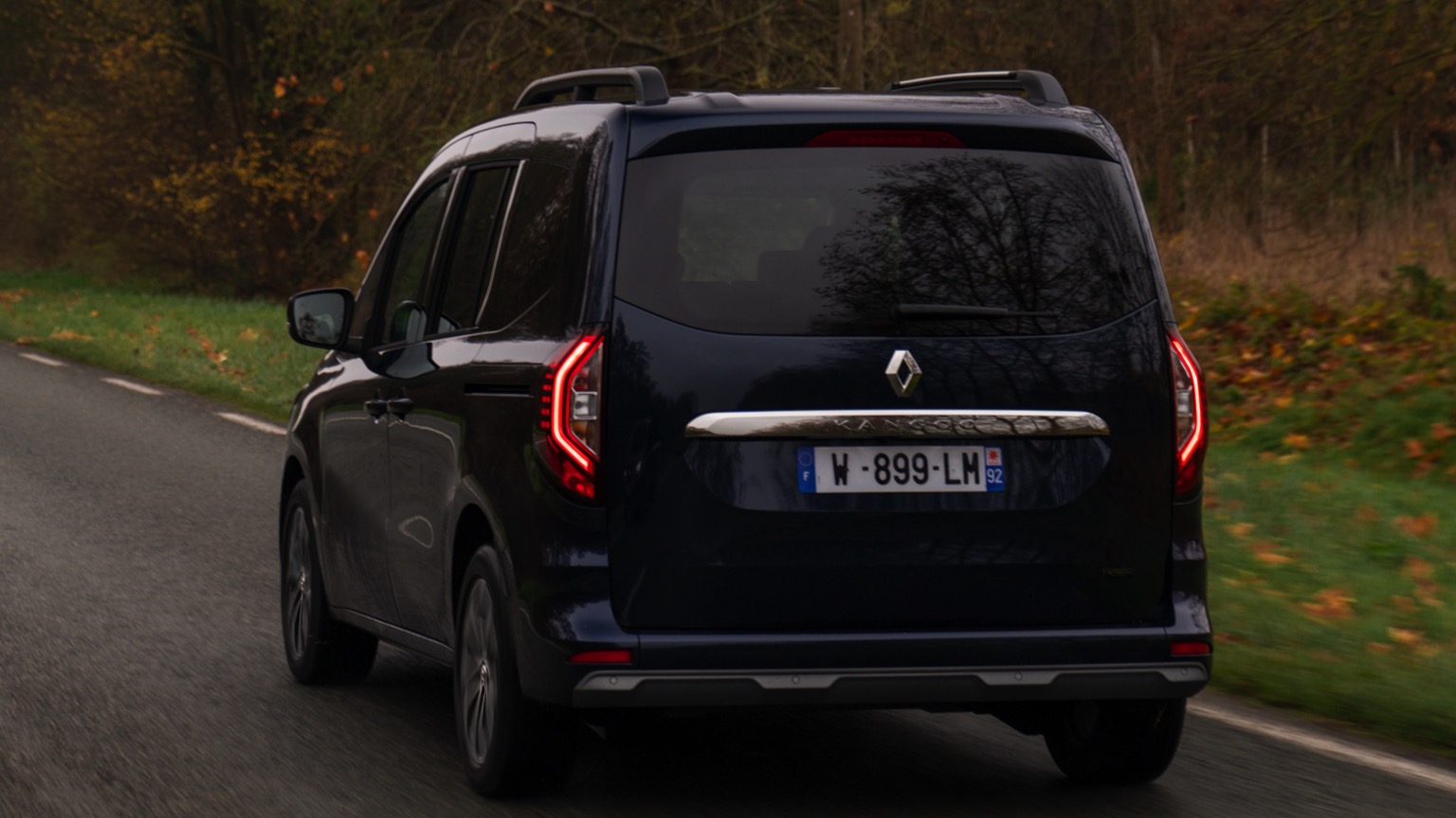 Renault_Kangoo_E-Tech_Electric-3