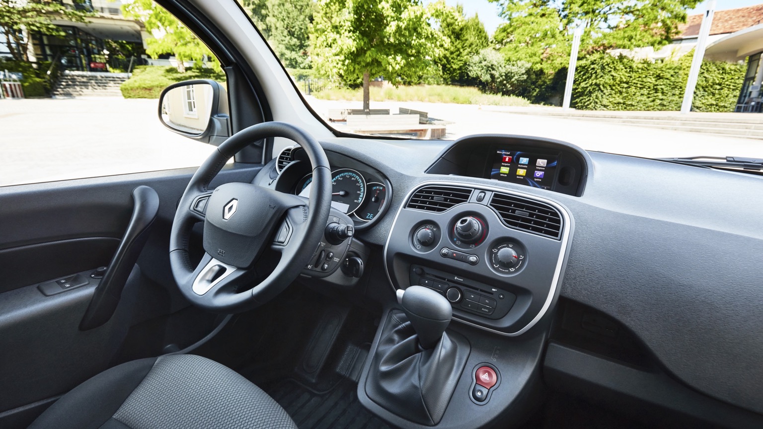 Renault_Kangoo_Maxi_ZE33-11