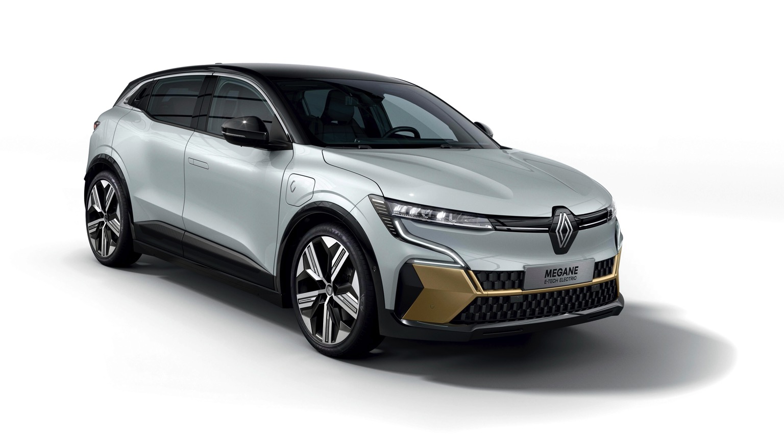 Renault_Megane_ETech-11