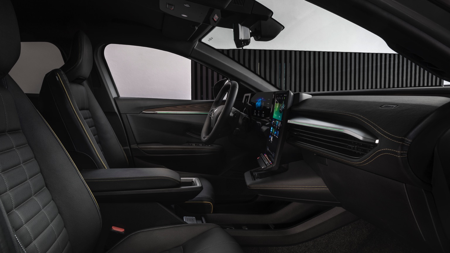 Renault_Megane_ETech-27