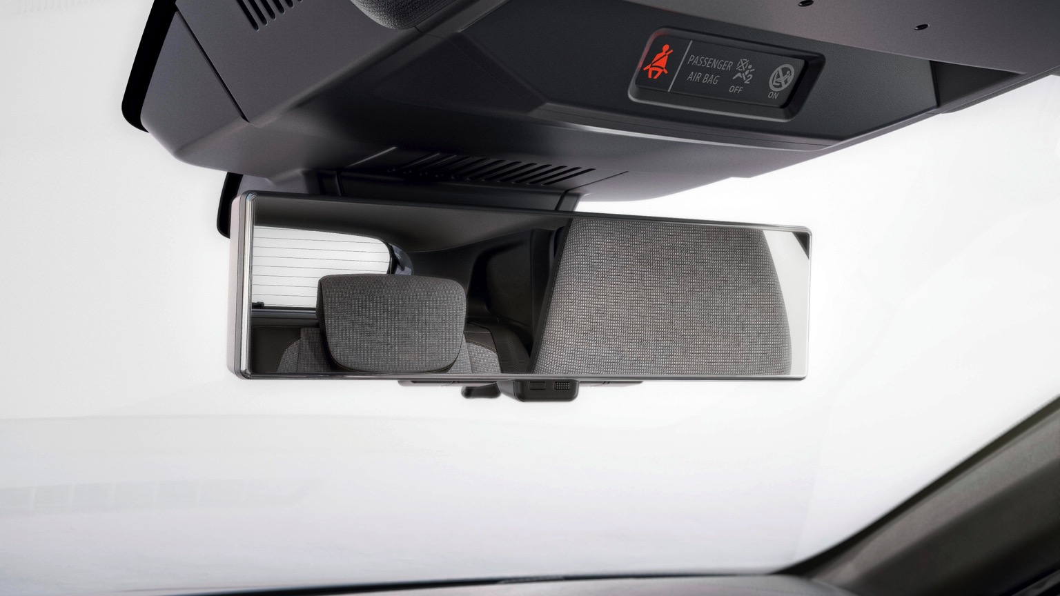 Renault_Megane_ETech-30