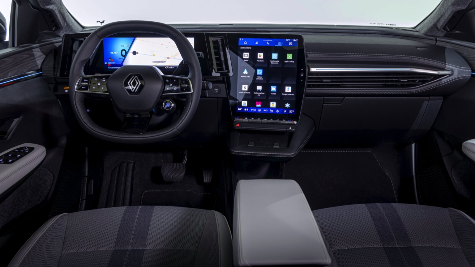 Renault_Scenic_ETech-28
