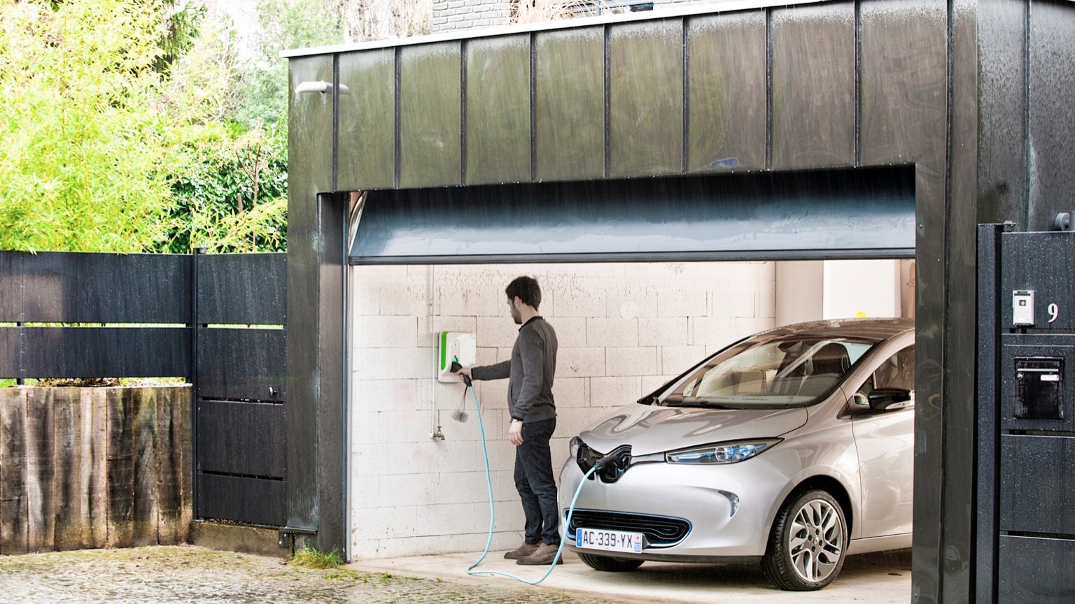 Renault_Zoe-4
