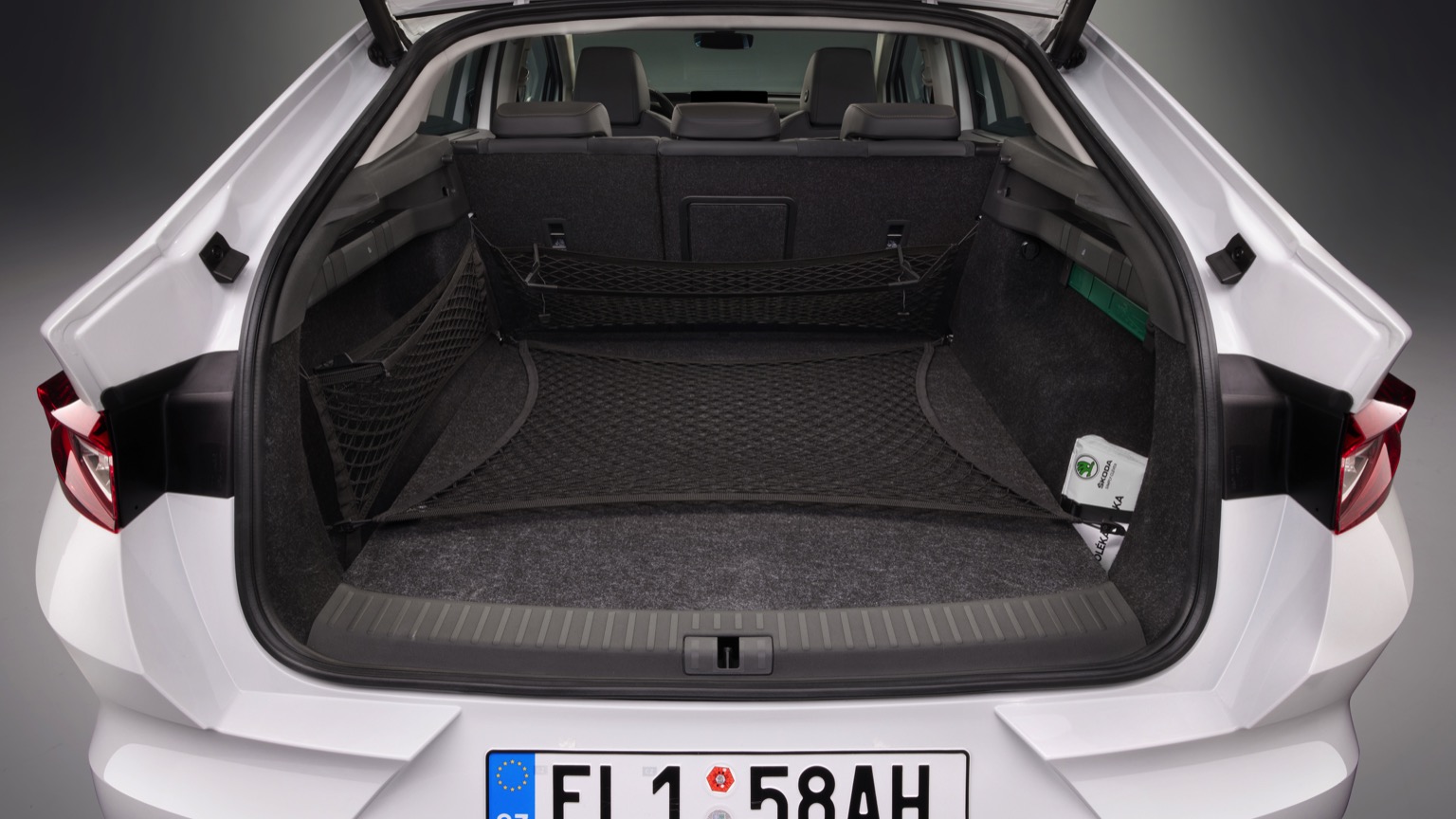 Skoda_Enyaq_Coupe_iV_2022-12