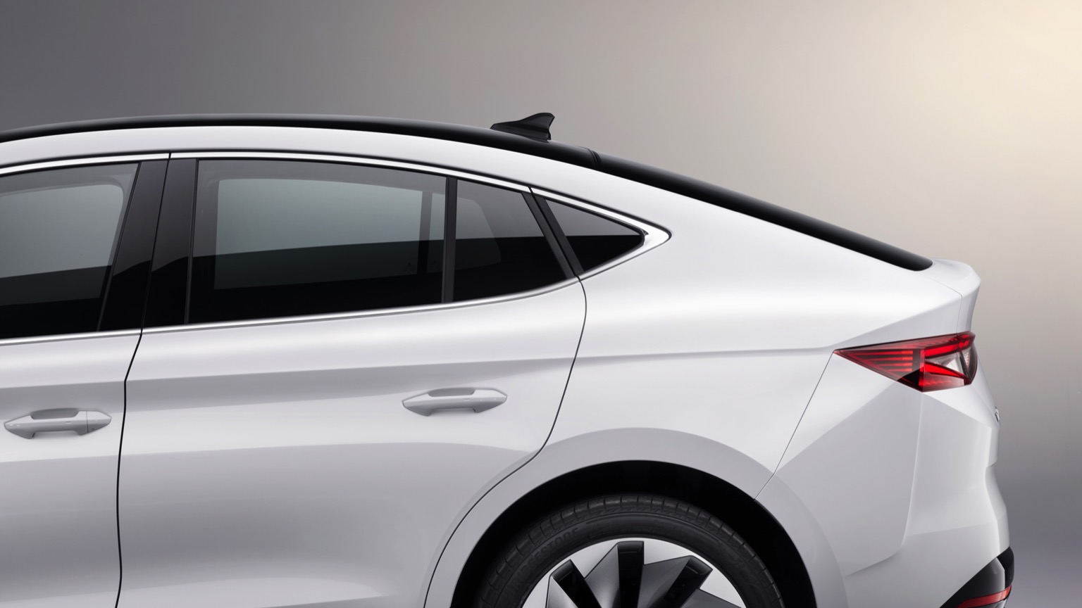 Skoda_Enyaq_Coupe_iV_2022-16