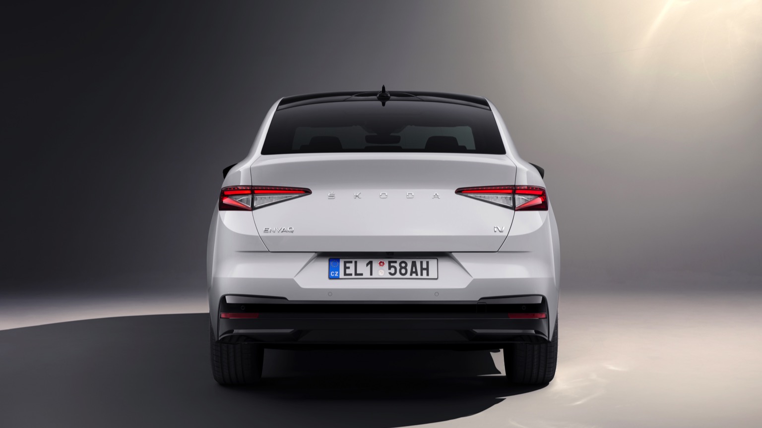 Skoda_Enyaq_Coupe_iV_2022-7