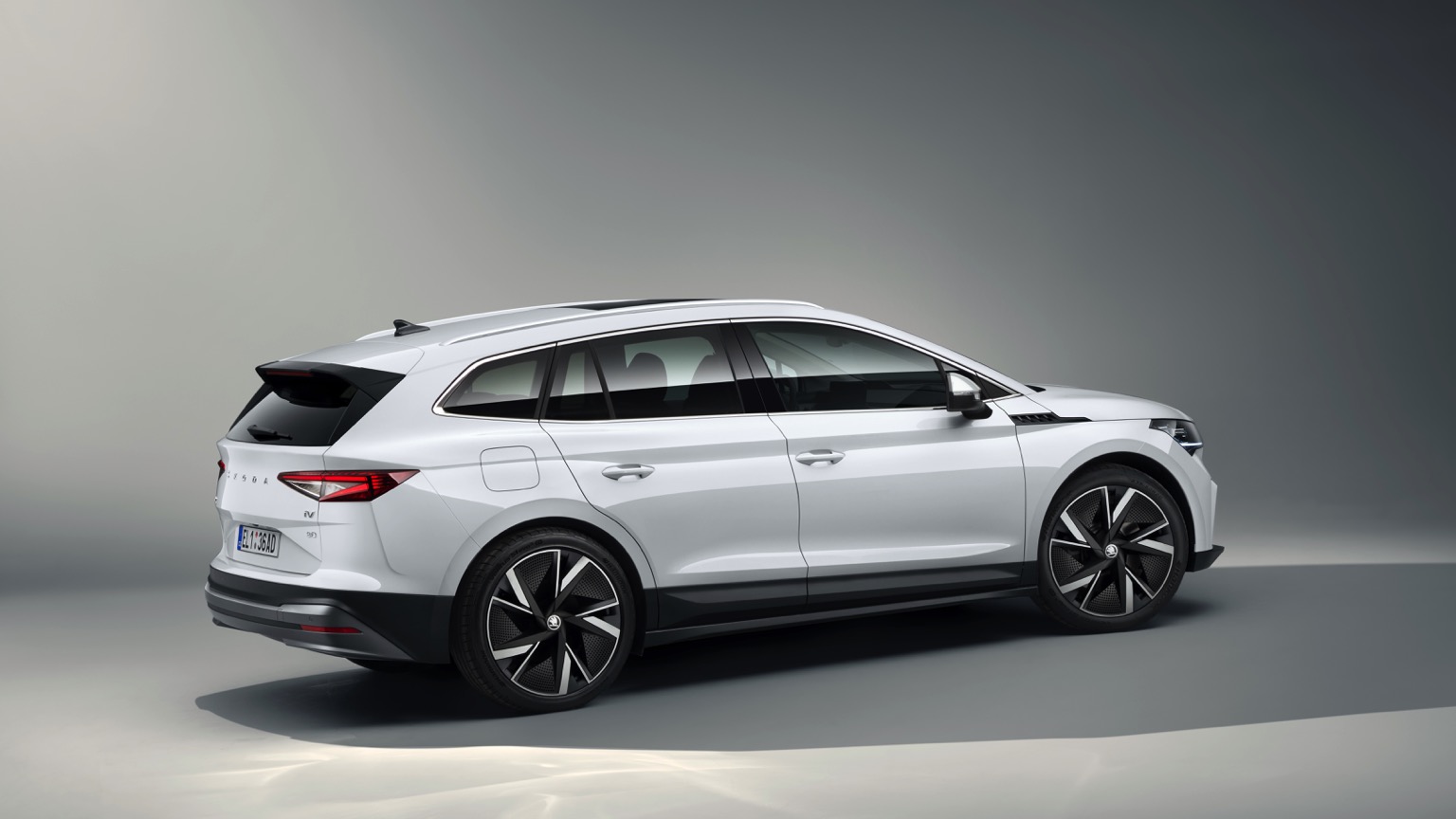 Skoda_Enyaq_iV_2020-13