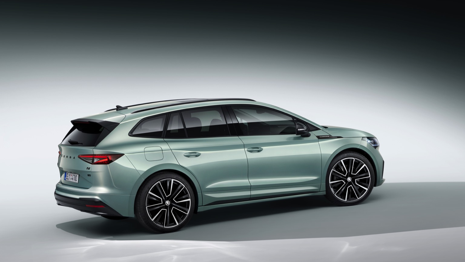 Skoda_Enyaq_iV_2020-17