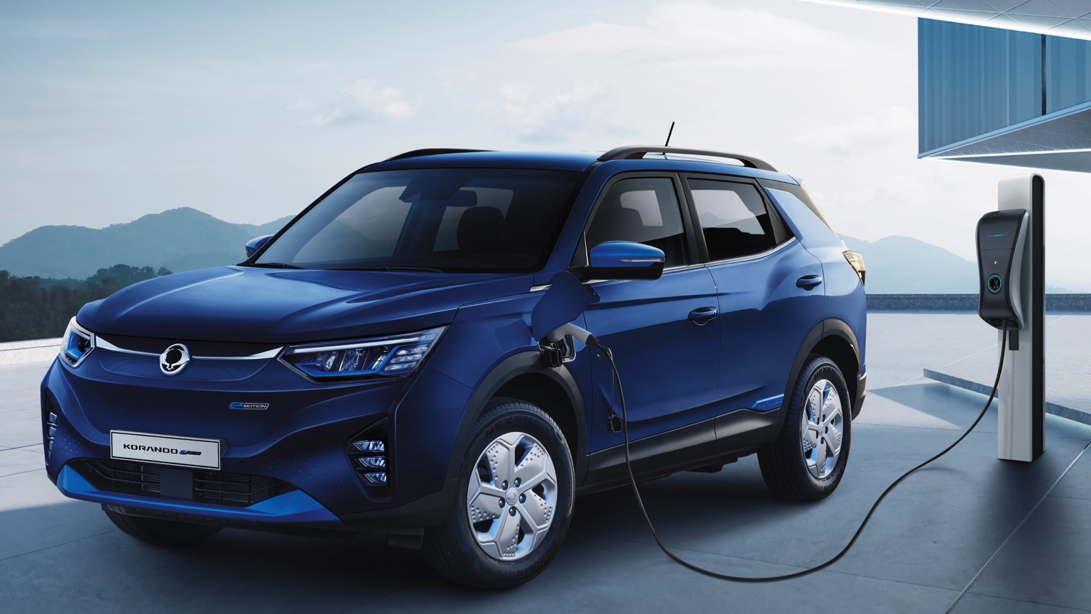 SsangYong_Korando_e-Motion-3