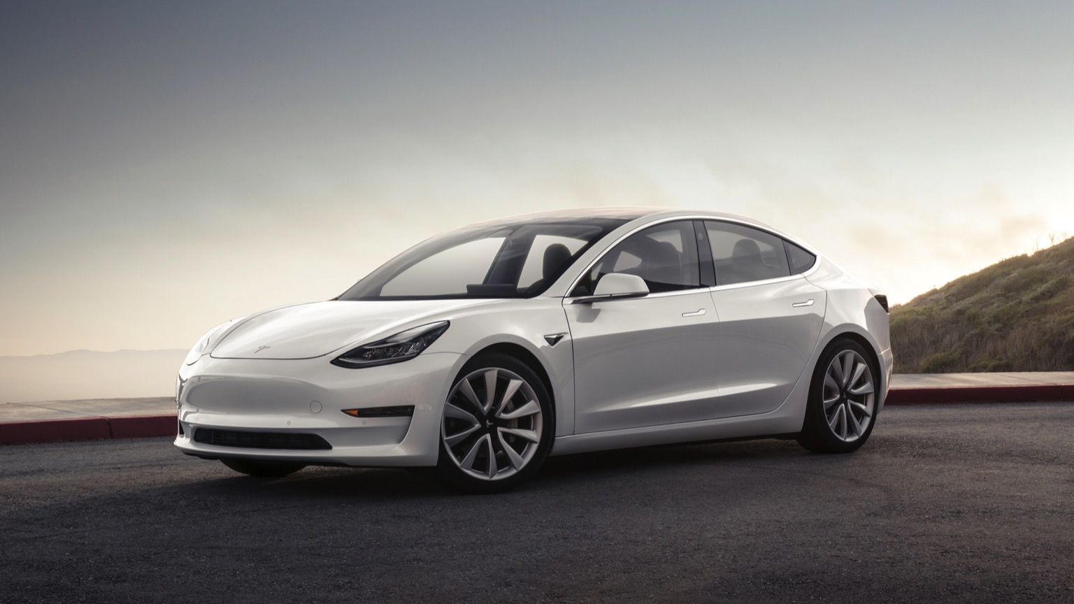 Tesla_Model_3-1