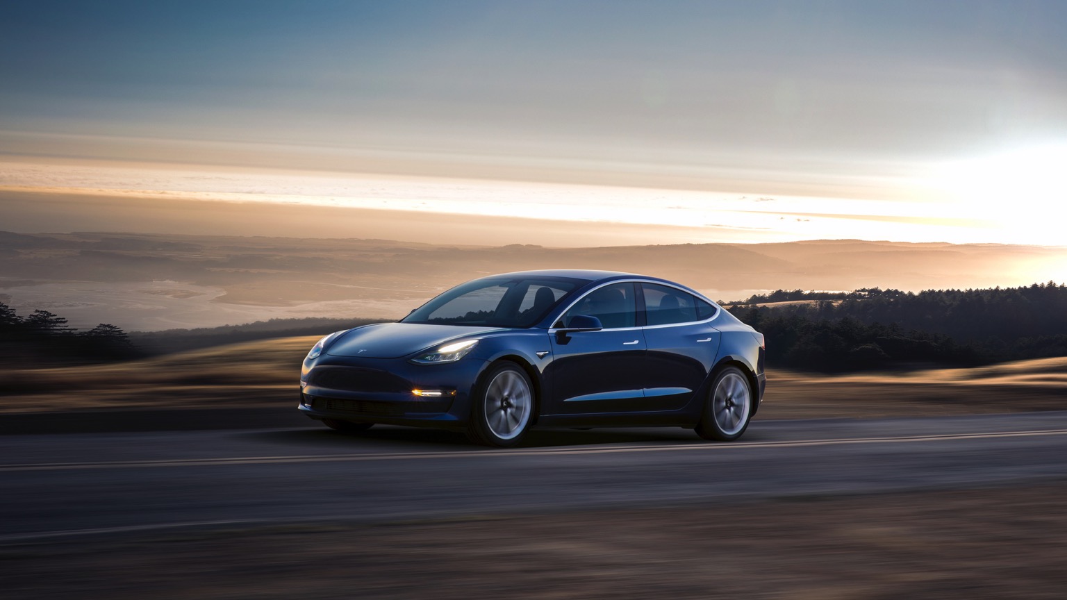 Tesla_Model_3-2