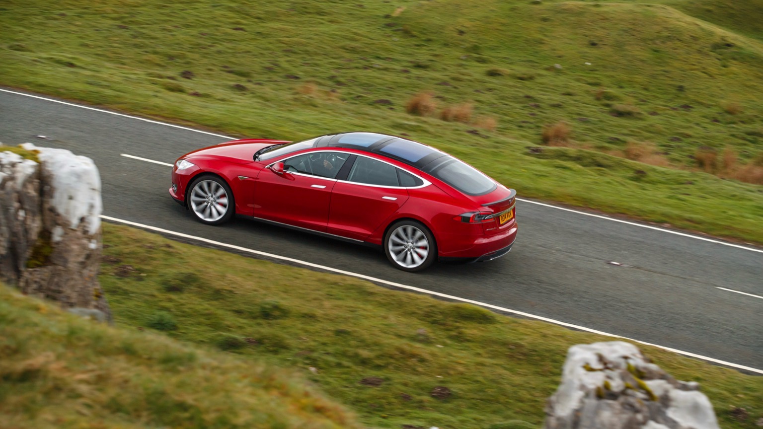 Tesla_Model_S-12