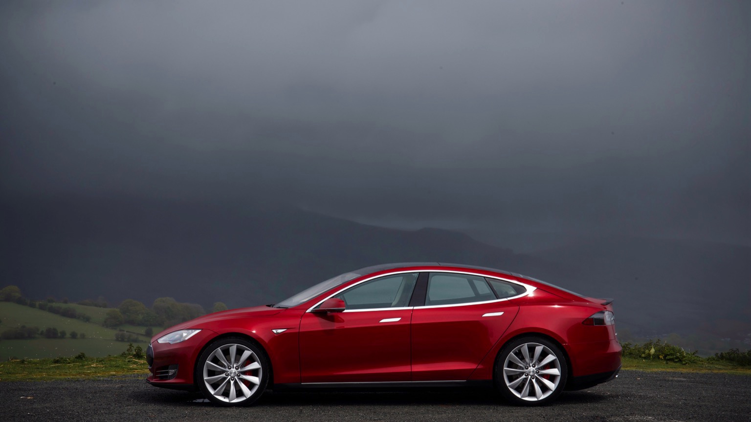 Tesla_Model_S-13