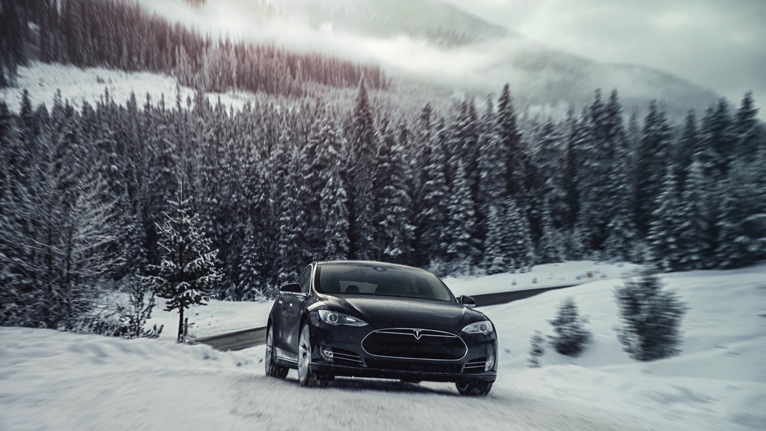 Tesla_Model_S-15