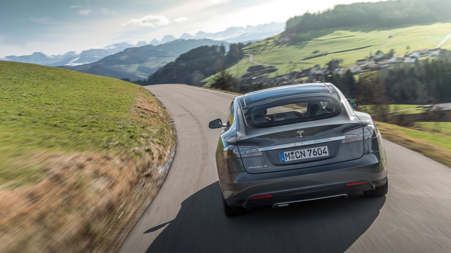 Tesla_Model_S_2016-12