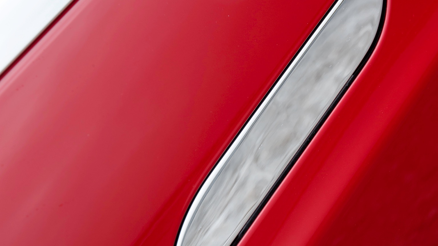 Tesla_Model_S_2016-36