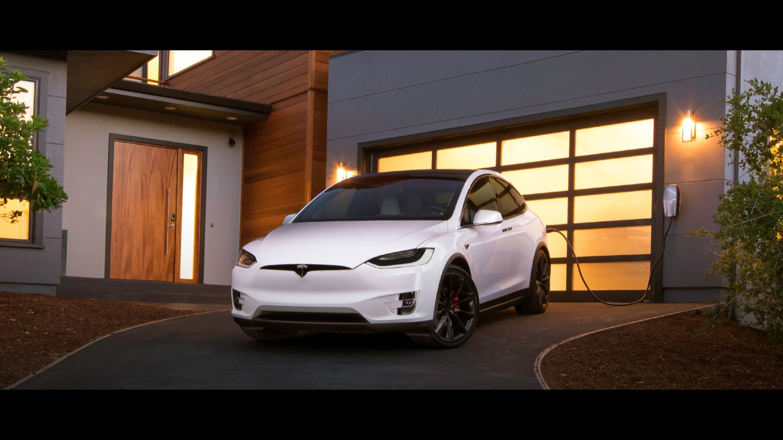 Tesla_Model_X-27